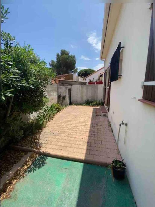 Maison Proche Plage Canet-en-Roussillon Exterior foto